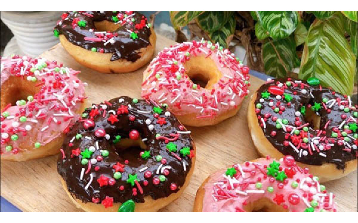 B&aacute;nh donut thơm ngon, hấp dẫn