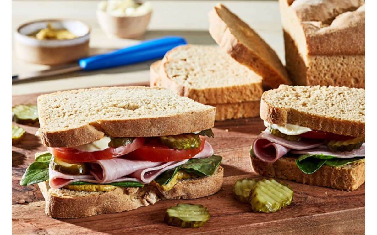 b&aacute;nh m&igrave; nguy&ecirc;n c&aacute;m