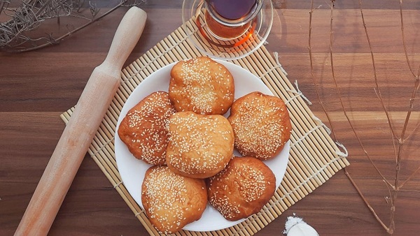 Các loại bánh truyền thống Việt Nam - Bánh tiêu thơm lừng, nức mũi