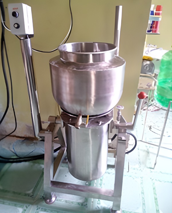 M&aacute;y xay thịt l&agrave;m chả Inox Kiến An